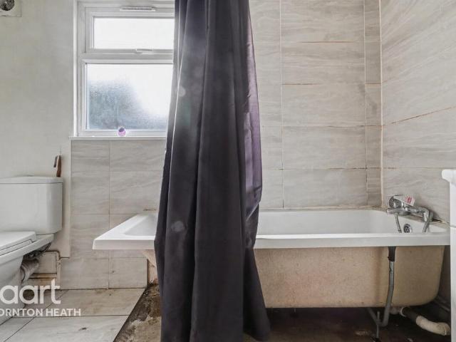 Flat for sale in Greater London