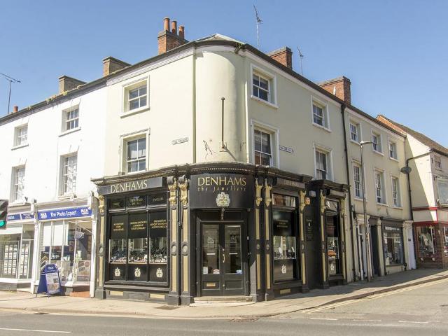 Flat for sale in Stanford On Avon, Leicestershire