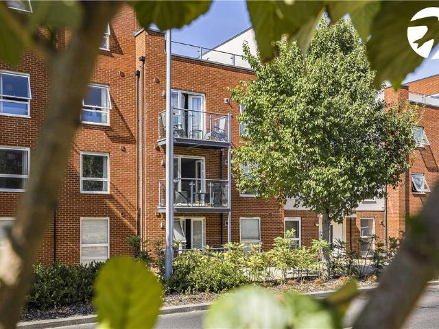 Flat for sale in Castle Hill, Monks Orchard