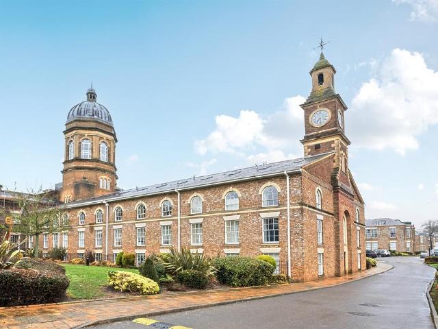 Flat for sale in Friern Barnet, Isle Of Man