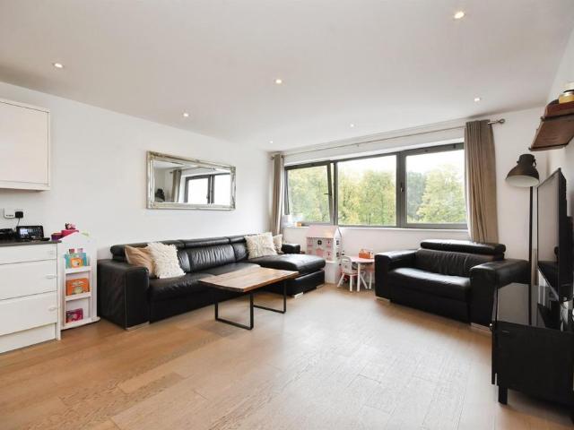 Flat for sale in Brook Street, Navestock Side