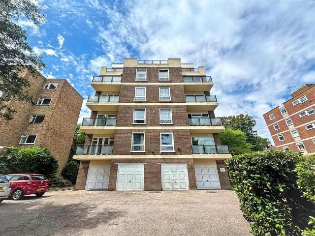 Flat for sale in Upperton, Eastbourne