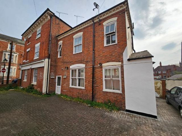 Flat for sale in Highfields, Old Wharf