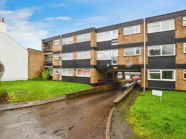 Flat for sale in Chesham