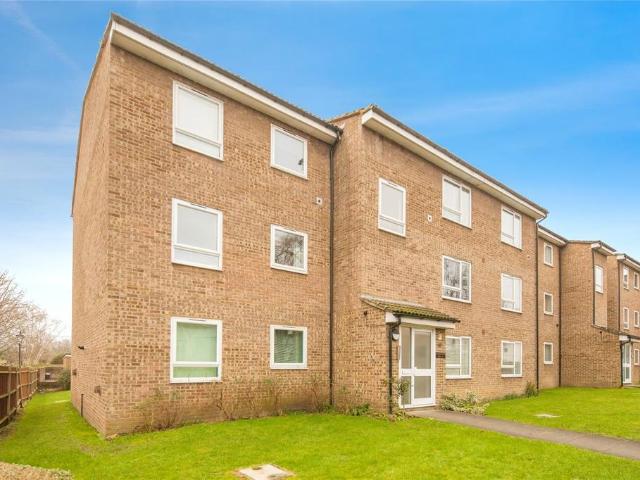 Flat for sale in Penge, Greater London