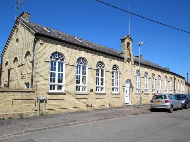 Flat for sale in Willingham, Arrington
