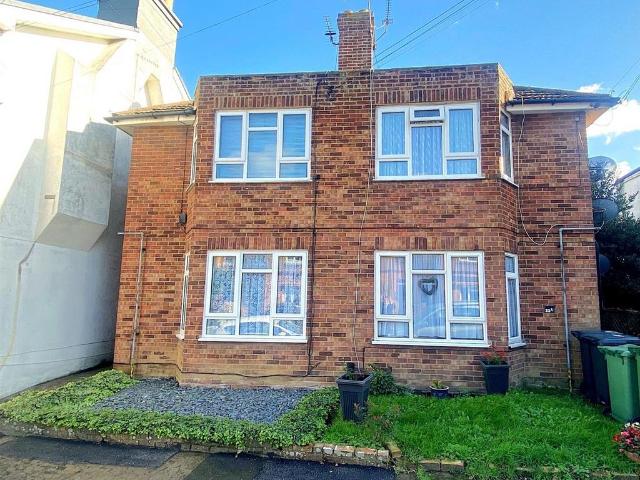 Flat for sale in Sidley, Rother