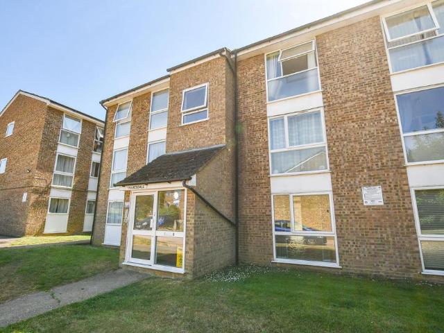 Flat for sale in Five Acres, Hertfordshire
