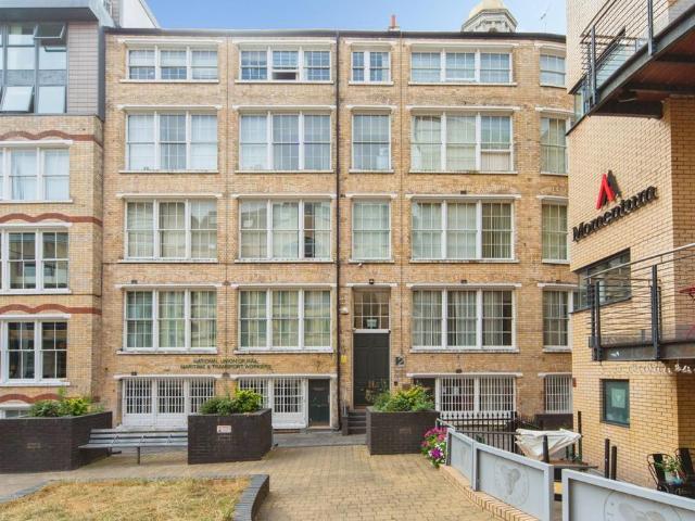 Flat for sale in Cavern Quarter, Calderstones