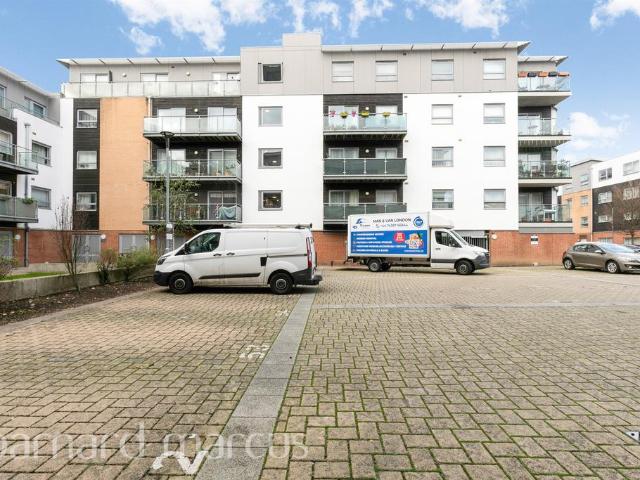 Flat for sale in London Borough of Merton, Greater London