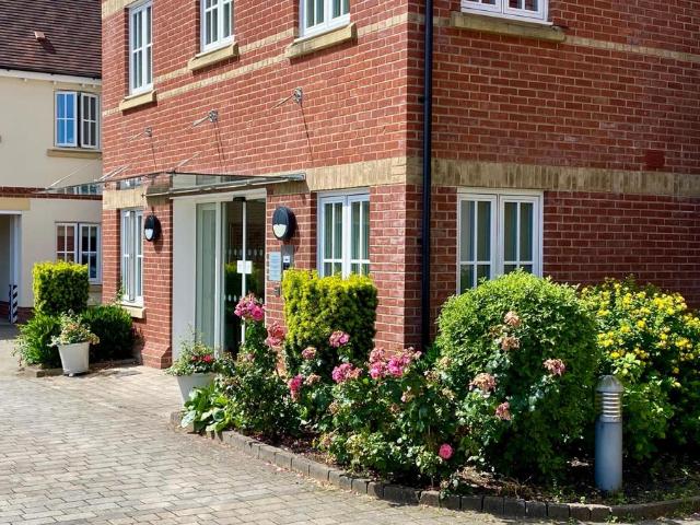 Flat for sale in Ringwood, Ashurst Bridge
