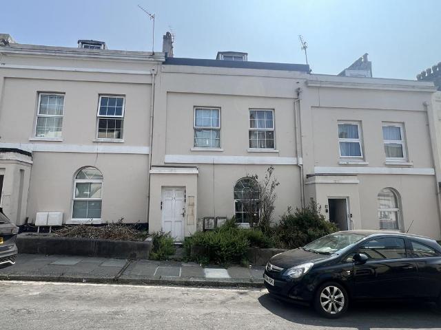Flat for sale in Greenbank, Mount Wise