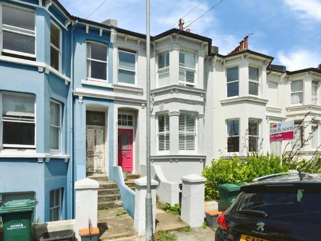 Flat for sale in Round Hill, Brighton & Hove