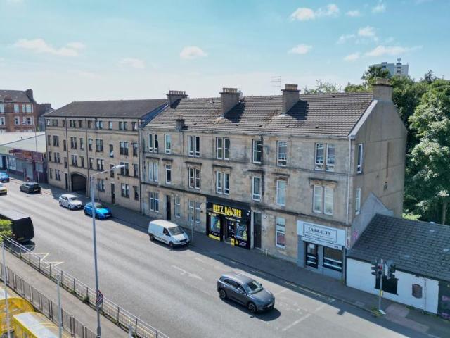 Flat for sale in Budhill, Scotland