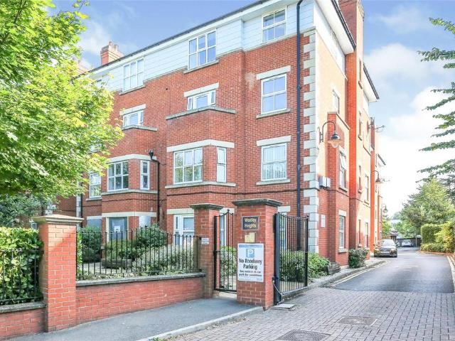 Flat for sale in Olton, West Midlands