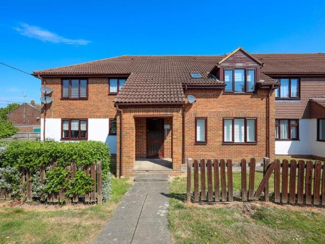 Flat for sale in World's End, Perryfields