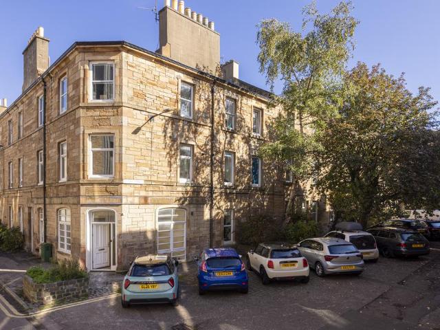 Flat for sale in Bruntsfield, City of Edinburgh