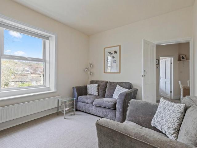 Flat for sale in Brunthwaite, Bradford