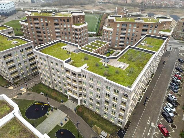 Flat for sale in Scrattons Farm, Greater London