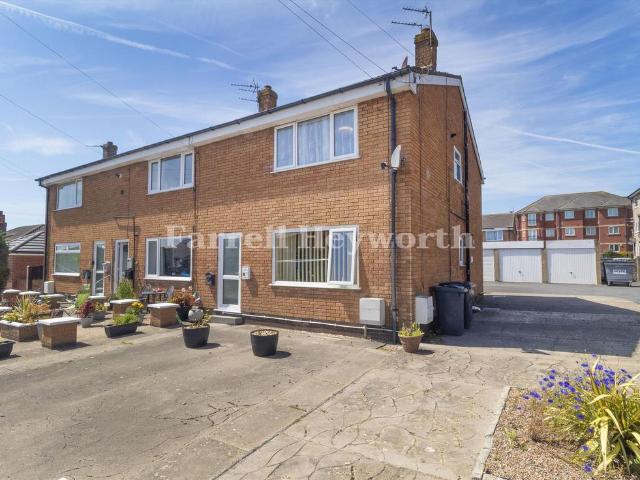 Flat for sale in Cabus, Lancashire