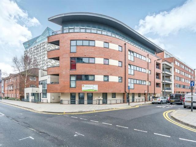 Flat for sale in Edgbaston, West Midlands