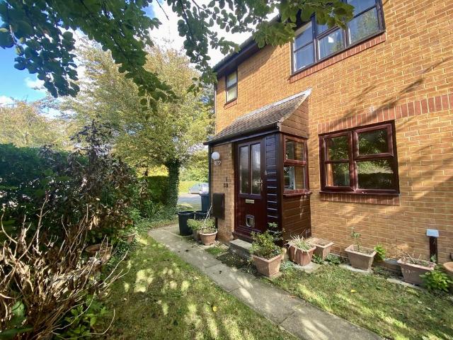 Flat for sale in Birchington, Acol