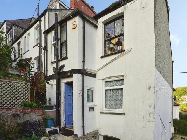 Flat for sale in West Looe, Looe