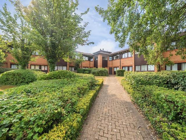 Flat for sale in North Fareham, Fareham