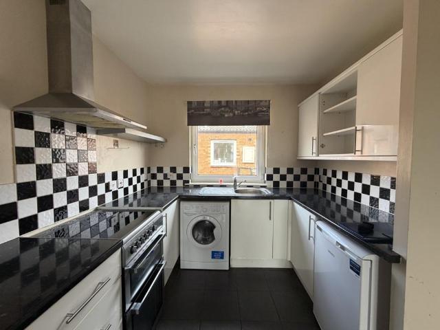 Flat for sale in Melton Mowbray, Melton
