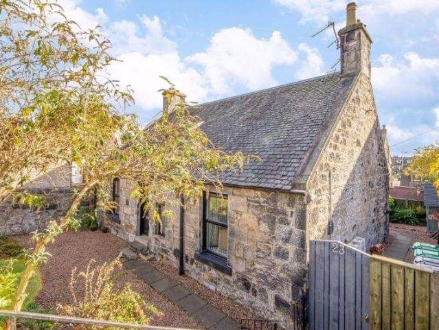 Flat for sale in Gardeners' Lands, Dunfermline