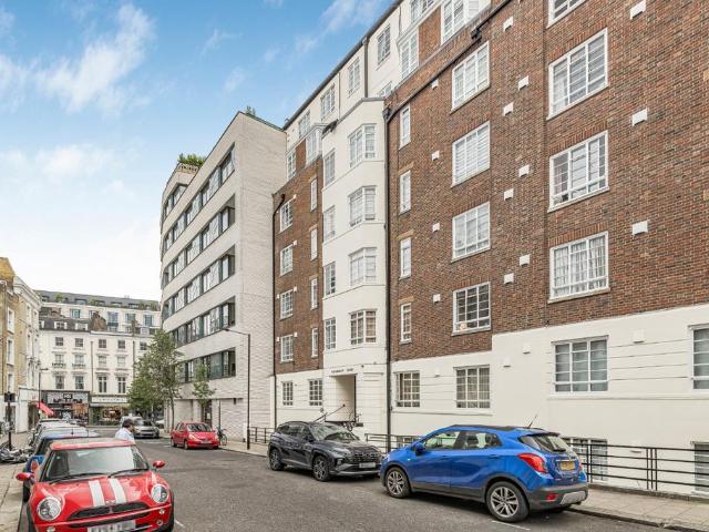 Flat for sale in Kensal Town, Bayswater