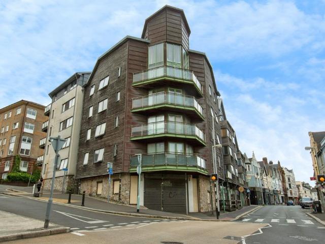 Flat for sale in Greenbank, Mount Wise