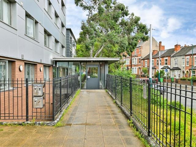Flat for sale in Hyson Green, Haddon