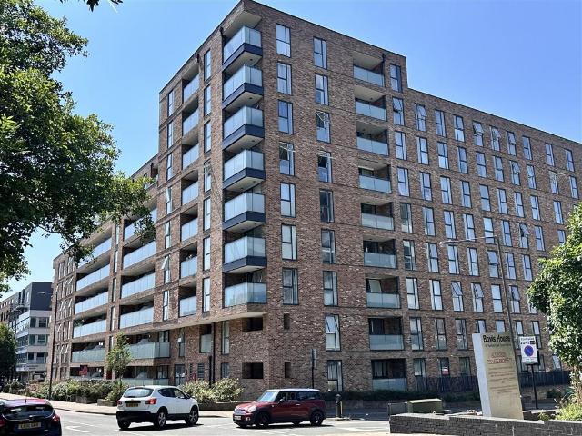 Flat for sale in South Harrow, Greater London