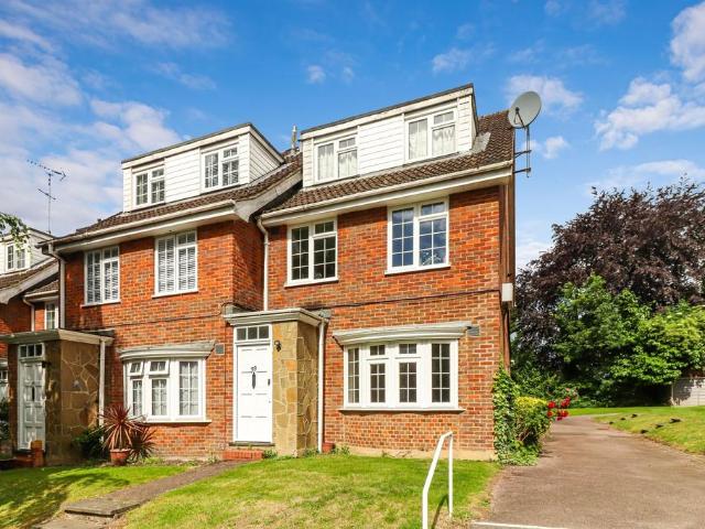 Flat for sale in North Watford
