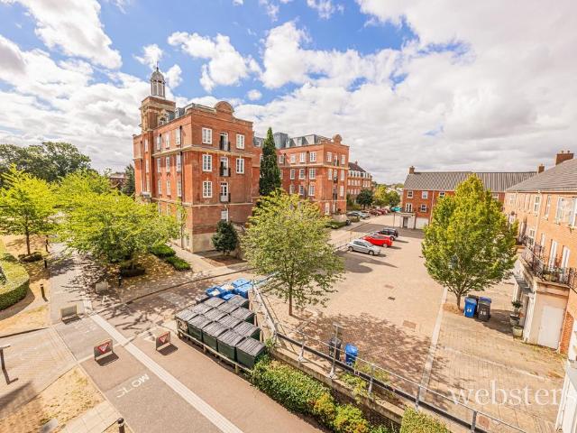 Flat for sale in Heigham Grove, East Bank