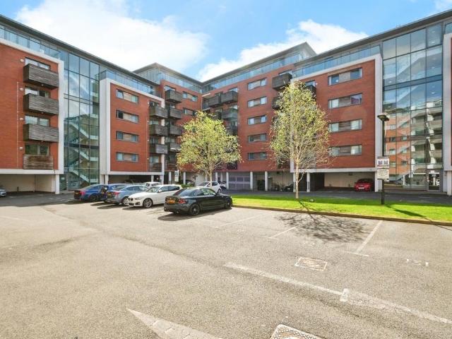Flat for sale in Edgbaston, West Midlands