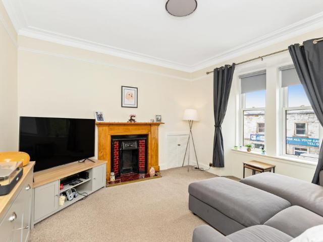 Flat for sale in Milton Bridge, Scotland