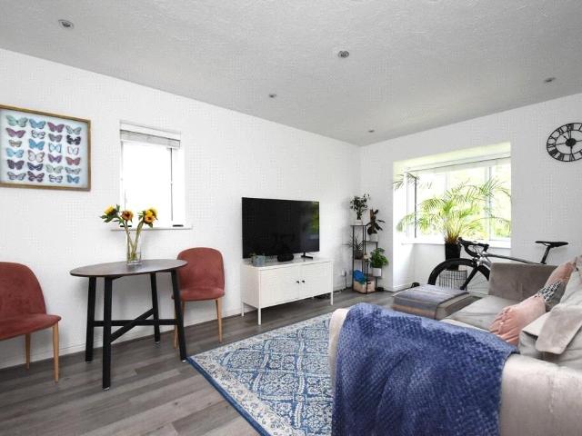 Flat for sale in Shortlands, Greater London