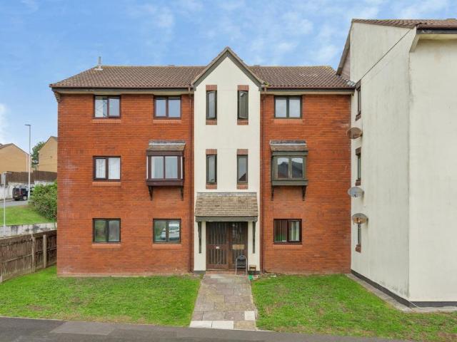 Flat for sale in Laira, Plymouth