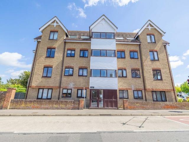 Flat for sale in St. Martin's, The Bridge