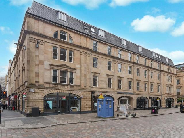 Flat for sale in Merchant City, Scotland
