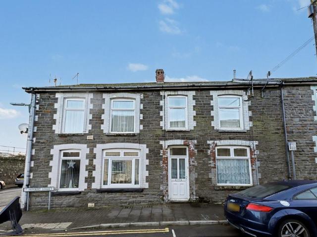 Flat for sale in Abercynon