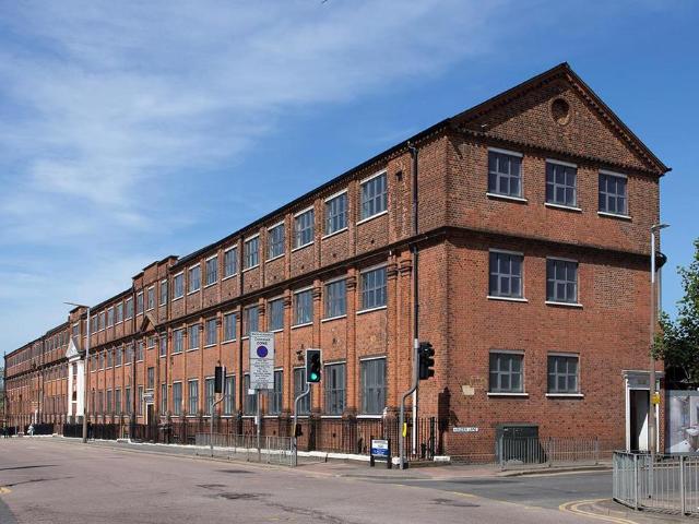 Flat for sale in Holywell Estate, North Watford