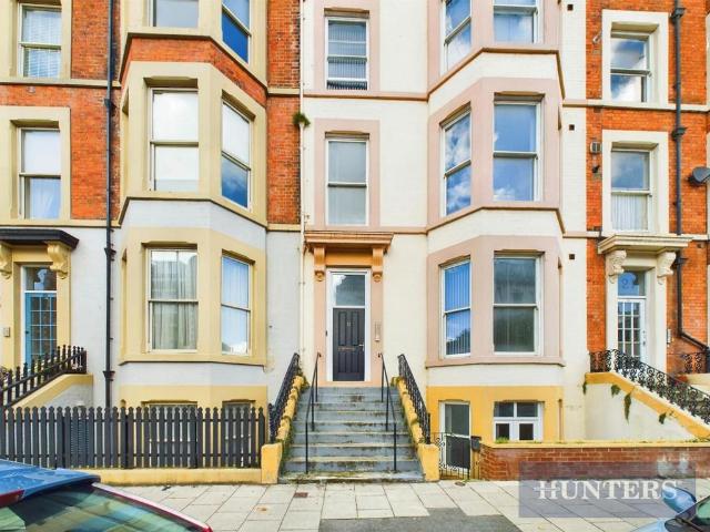 Flat for sale in South Cliff, Kepwick