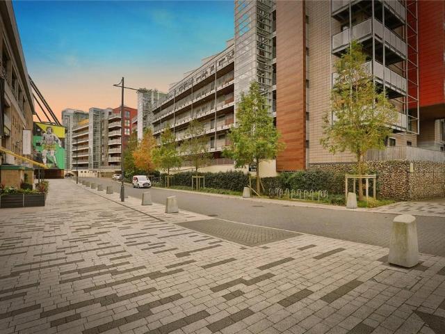 Flat for sale in Lakenham, East Bank