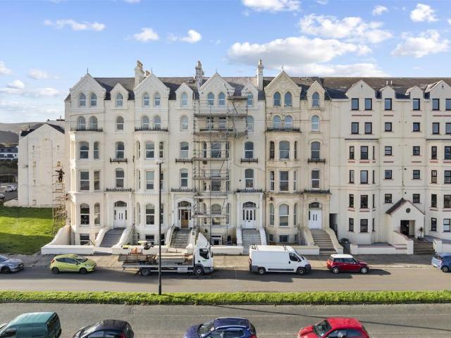 Flat for sale in Isle Of Man, Scotland
