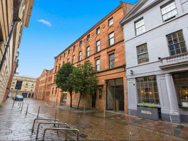 Flat for sale in Merchant City, Scotland