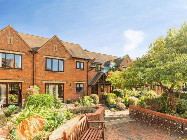 Flat for sale in Eastrop, Highworth