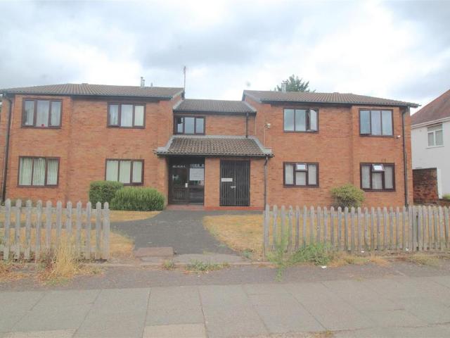 Flat for sale in Garretts Green, Birmingham